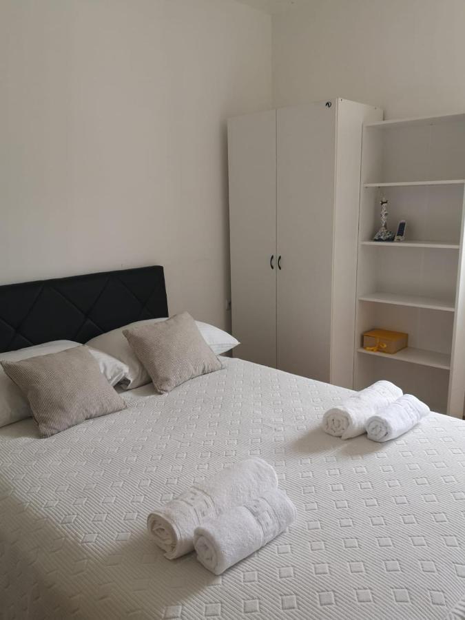 Apartments Tanja Каштела Экстерьер фото